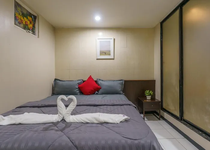 Cheqinn Bed Sukhumvit 4 Nana Plaza 2* Bangkok