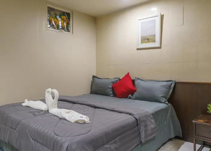 Cheqinn Bed Sukhumvit 4 Nana Plaza