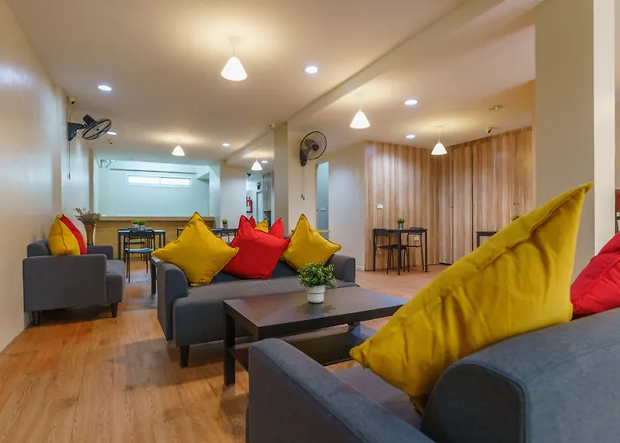 Cheqinn Bed Sukhumvit 4 Nana Plaza Bangkok