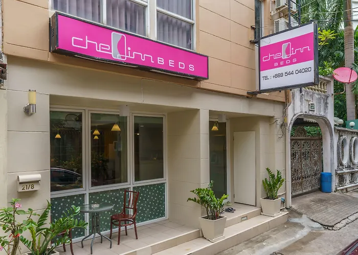 Hotel Cheqinn Bed Sukhumvit 4 Nana Plaza