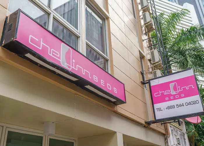 Hotel Cheqinn Bed Sukhumvit 4 Nana Plaza 2*