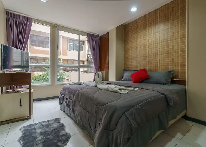 Cheqinn Bed Sukhumvit 4 Nana Plaza 2* Bangkok